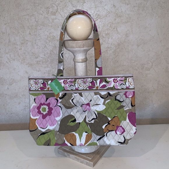 Vera Bradley Handbags - Vera Bradley East West Tote